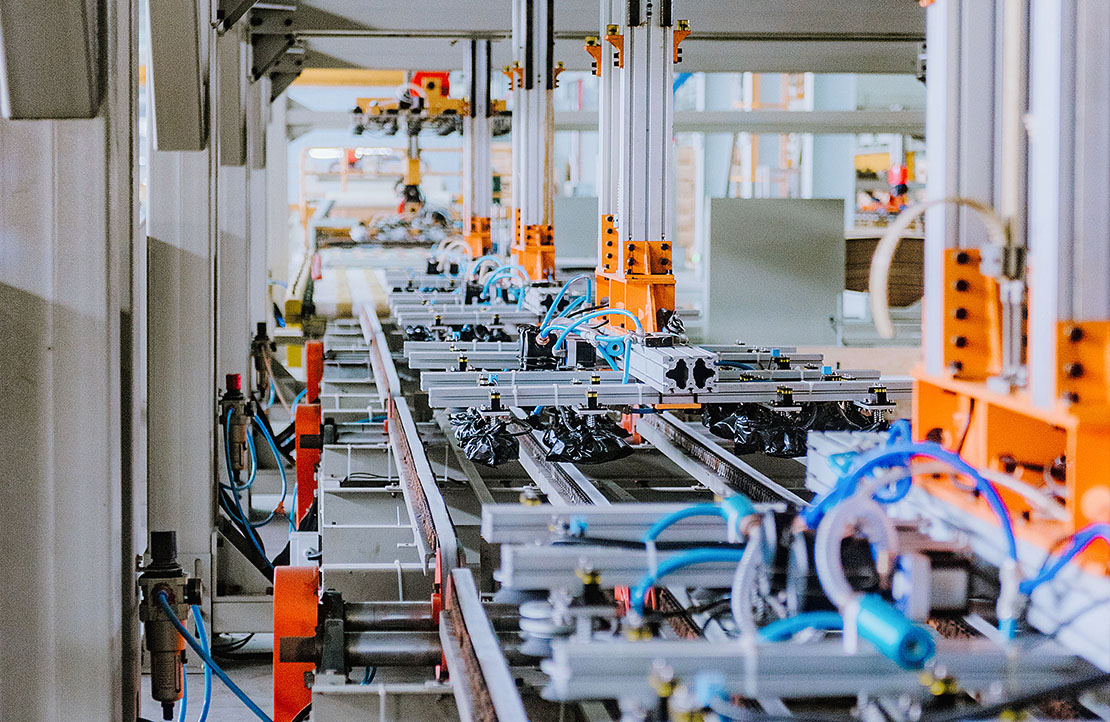 牛年新氣象！新明珠喜獲廣東省發(fā)改委、人社廳節(jié)能大獎